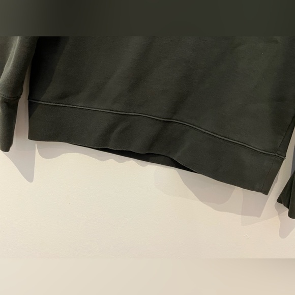 Champion Sweater - Picture 5 of 9